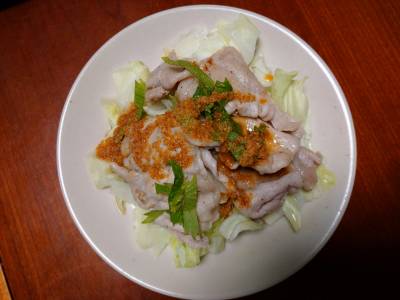 焼きしゃぶと香り野菜のごま酢がけ