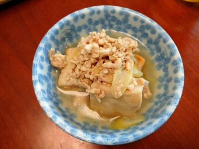 鶏ひき肉と高野豆腐のふんわり煮