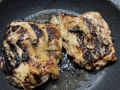 鶏肉の塩こうじ香草焼き