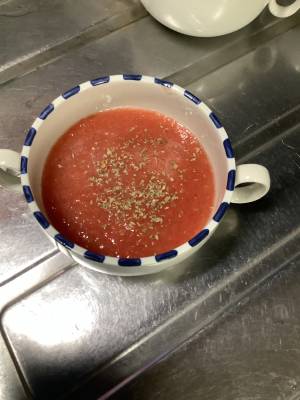 おろしトマトの冷製スープ
