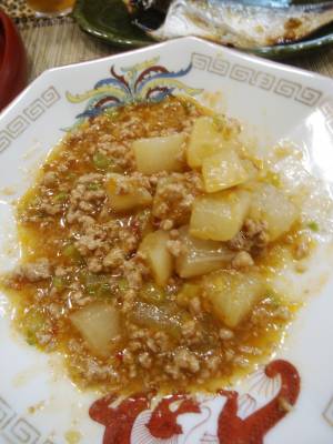 コロコロ大根の炒めマーボー