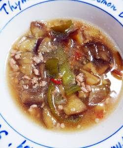 じゃばらなすとひき肉のとろみスープ