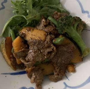 かぼちゃと牛肉のバターじょうゆ