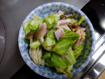 ベーコンとしいたけのごまあえ