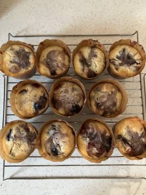 冷凍フルーツとあんこのマフィン