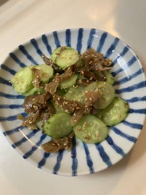 ザーサイときゅうりのあえ物