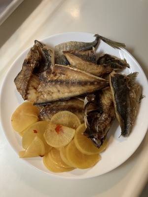 あじの干物の素揚げ