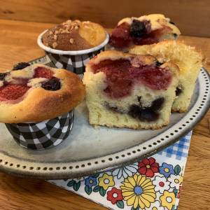 冷凍フルーツとあんこのマフィン