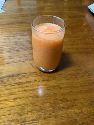 にんじんとりんごのジュース