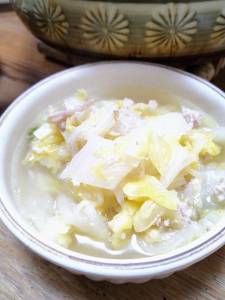 たっぷり白菜と鶏のしょうがスープ