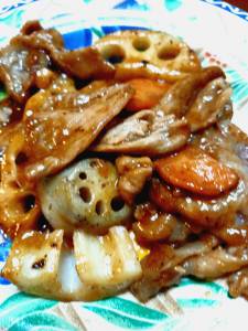 れんこんと豚肉の黒酢炒め