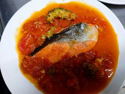 秋さけのトマバタしょうゆ風味