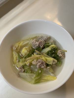 たっぷり白菜と鶏のしょうがスープ