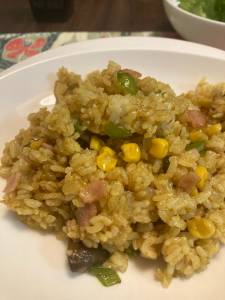 コーンとハムのドライカレー