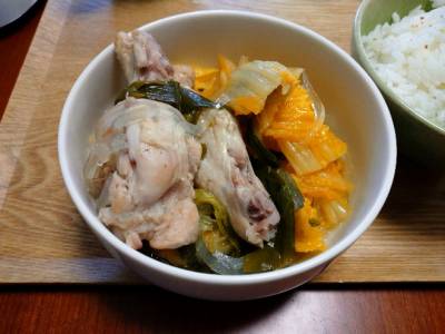 白菜と鶏手羽の塩鍋