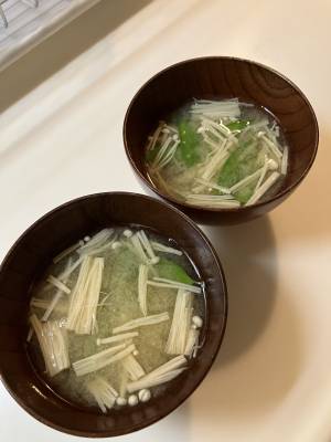 絹さやのみそ汁