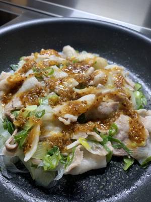 ねぎ豚蒸し