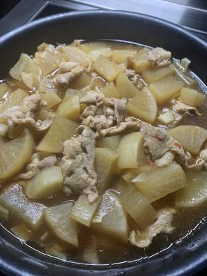 大根と鶏のオイスターソース煮