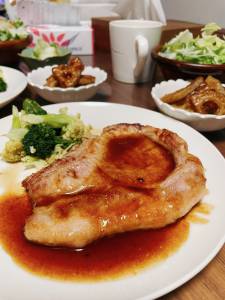 薄やわポークステーキ