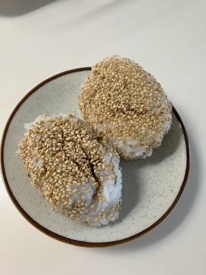 ザーサイごまのおにぎり