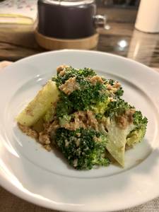 ブロッコリーのごまみそあえ