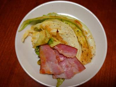 キャベツステーキベーコン添え
