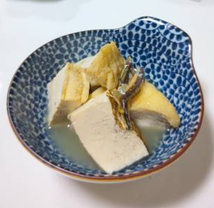 焼き豆腐と厚揚げの夫婦炊き