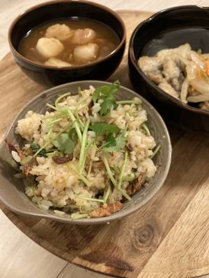 さんま缶、みつば、しょうがの混ぜご飯