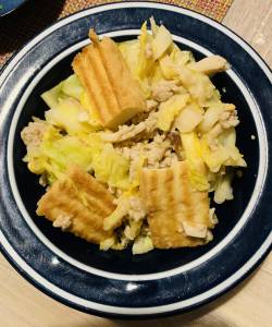 キャベツと厚揚げのみそ炒め