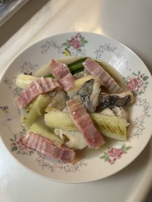 ねぎとたらのワイン蒸し