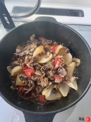 新たまのトマトすき煮