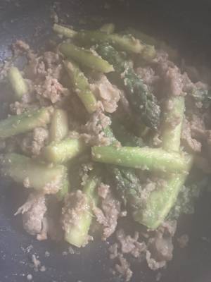 ゆず茶とみその豚肉アスパラ炒め