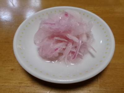 紫たまねぎのマリネ