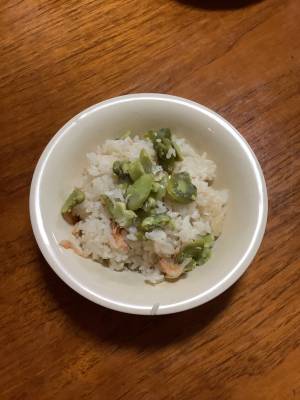 そら豆と桜えびの炊き込みご飯