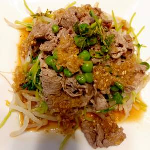 もやしと牛肉のごまポン酢丼