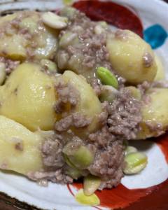 新じゃがのそぼろ煮