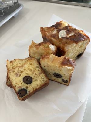 ツナとオリーブのケークサレ