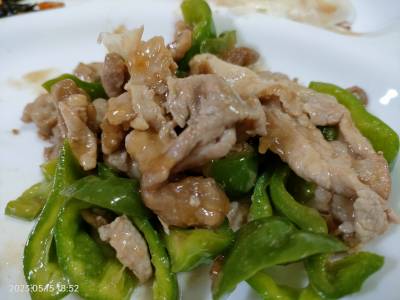 豚肉とピーマンのオイスター炒め