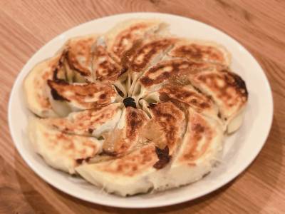 豚肉と野菜のギョーザ