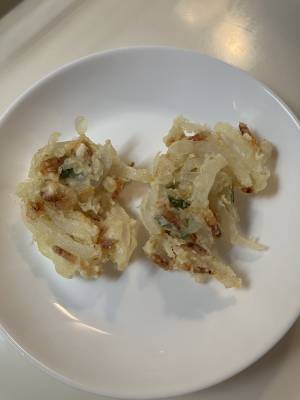 たまねぎと桜えびのかき揚げ