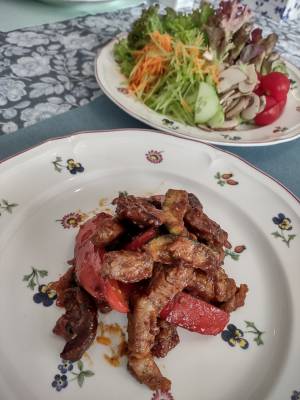 夏野菜と豚の焼きカルビ風