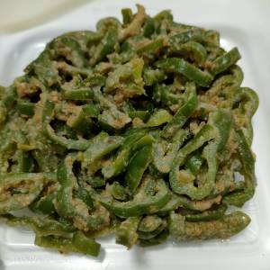 ピーマンのごま酢あえ