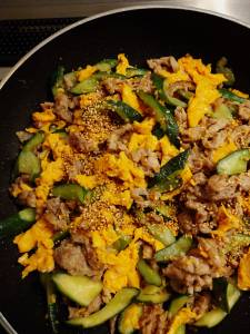 きゅうりと豚肉の香り炒め