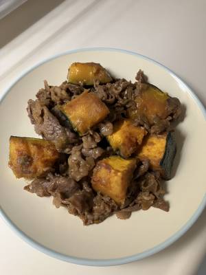 冷凍かぼちゃと牛肉のバターじょうゆ炒め