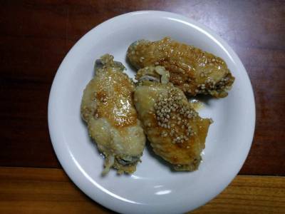 鶏手羽のごまあえ