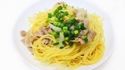 豚肉のペペロンチーノ