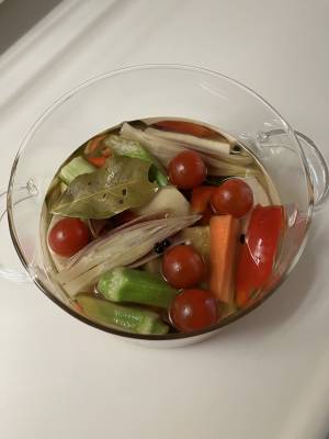 夏野菜のミックスピクルス