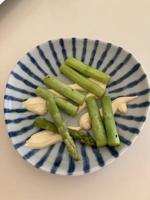 ゆでアスパラガスのマヨネーズサラダ