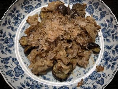 なすと豚バラ肉のおかか炒め