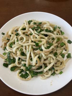 にらだけ炒めうどん